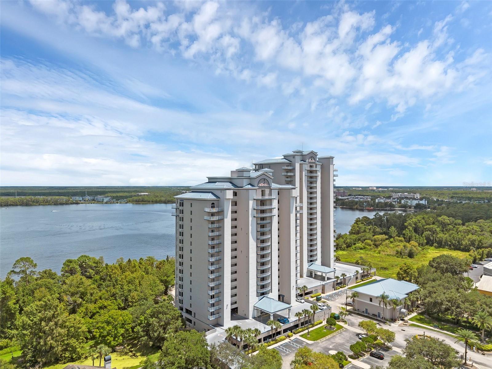 Image 23 of 42 For 13427 Blue Heron Beach Drive 807