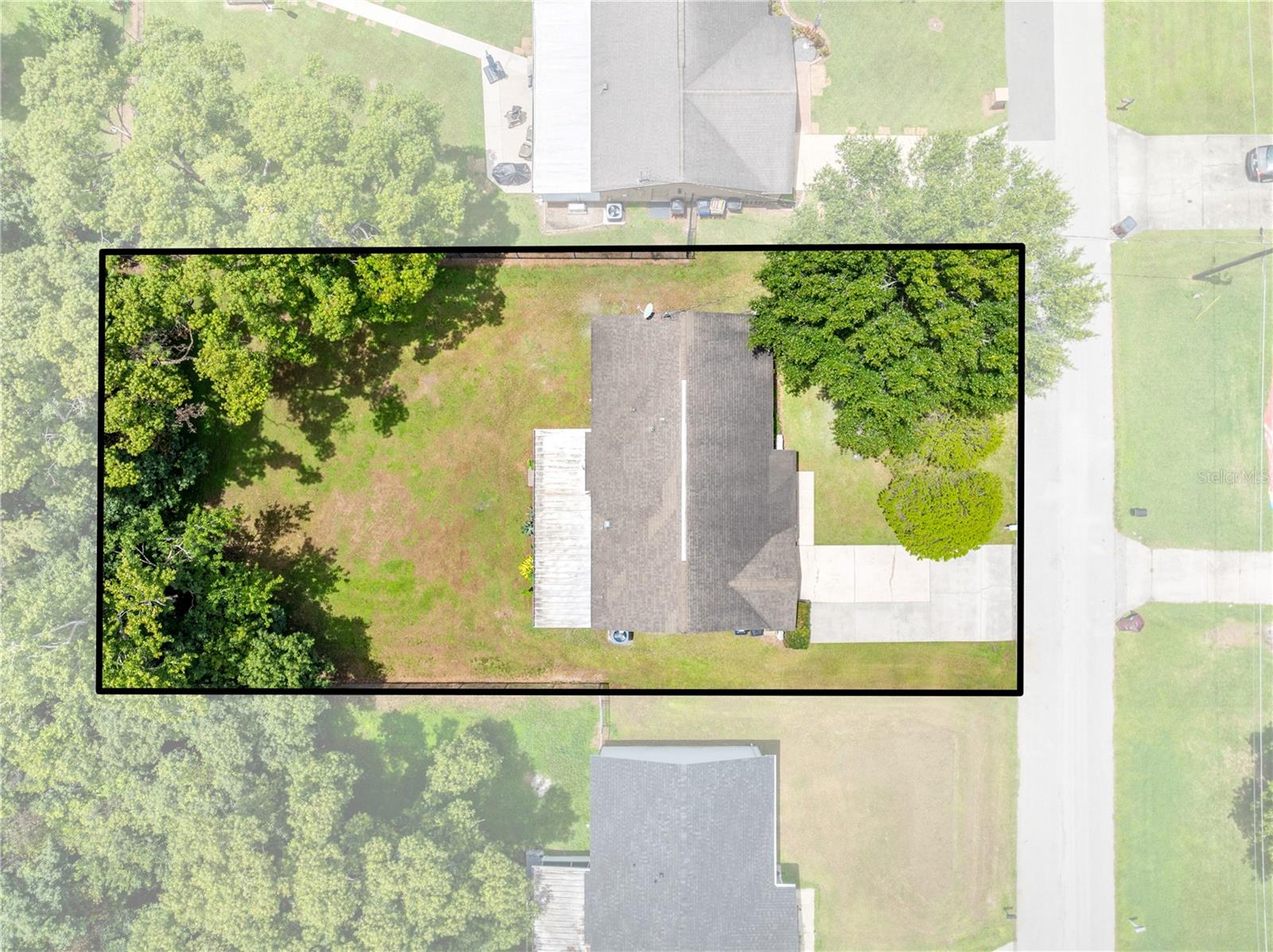 Image 3 of 41 For 1722 West Acres Drive