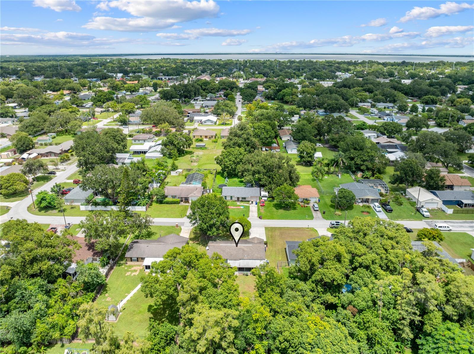 Image 36 of 41 For 1722 West Acres Drive
