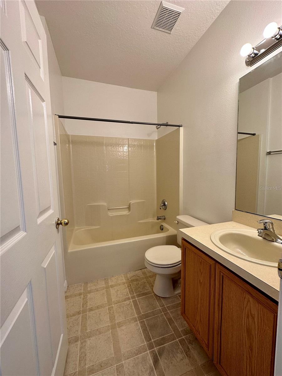 Image 14 of 15 For 139 Dorchester Court