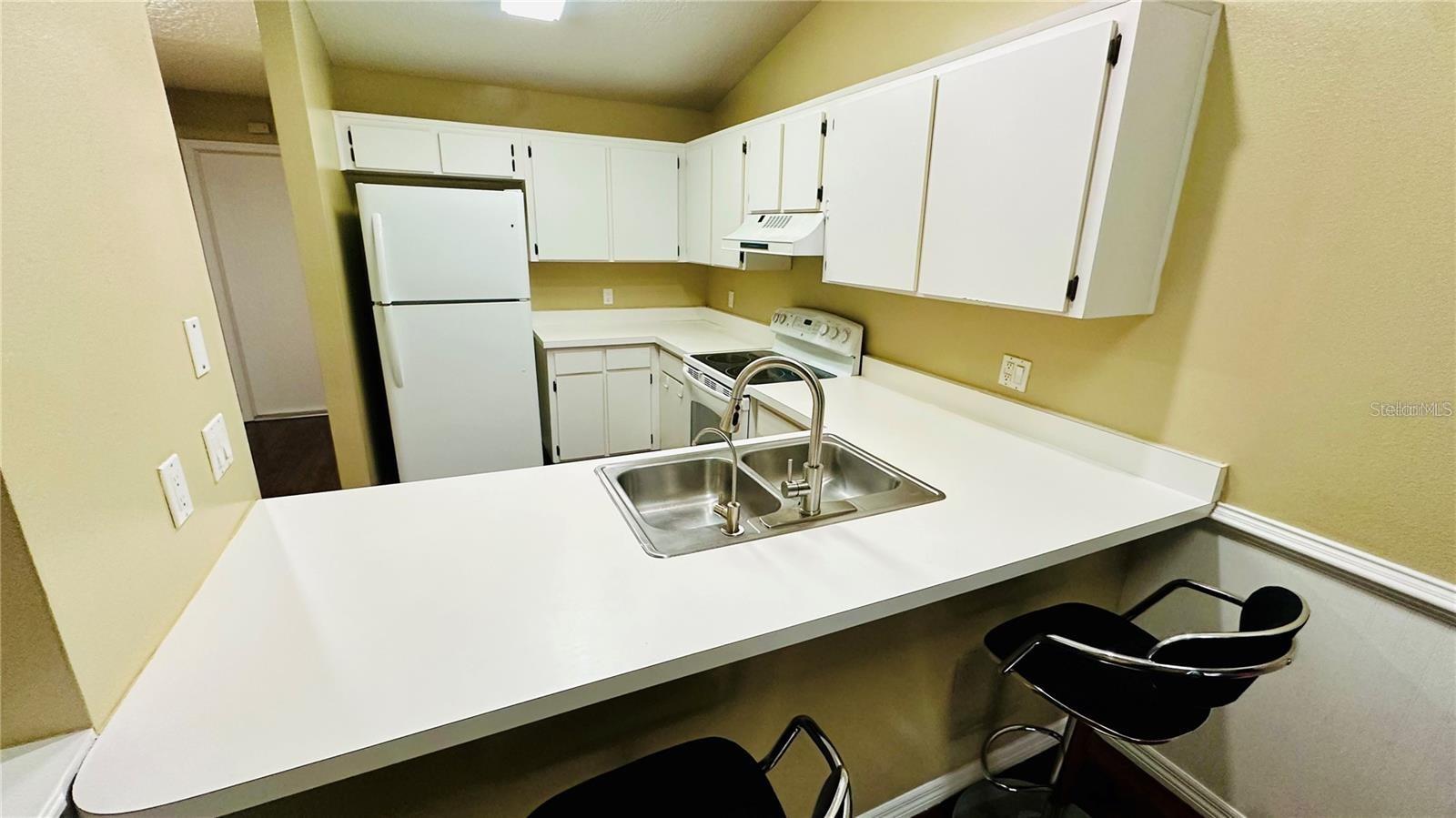 Image 4 of 15 For 11755 Cuxham Drive