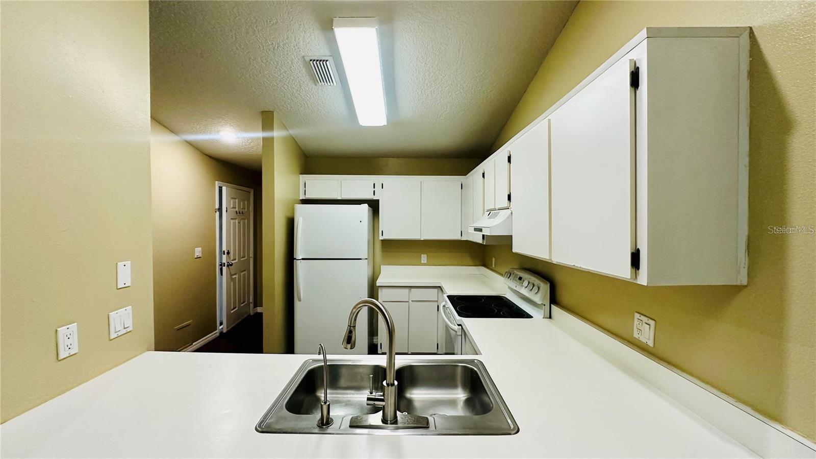 Image 5 of 15 For 11755 Cuxham Drive