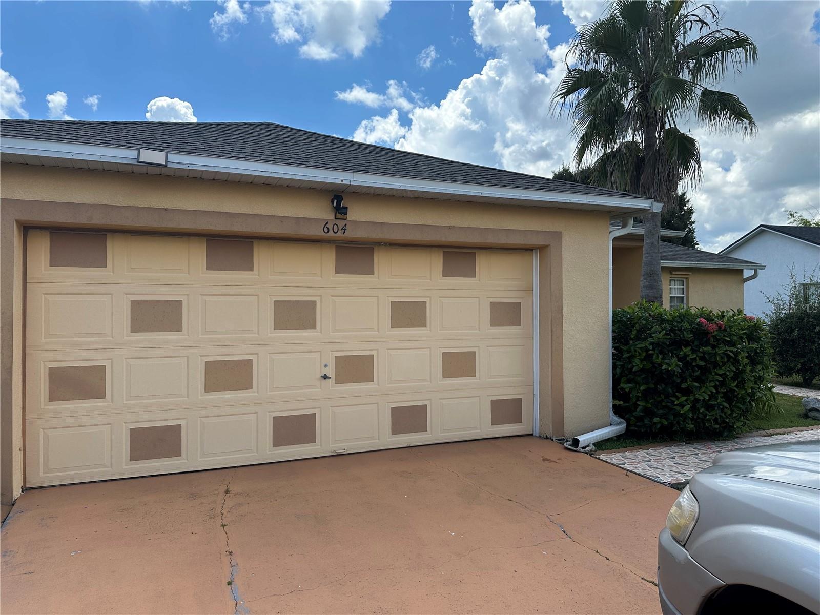 Image 3 of 17 For 604 Regency Way