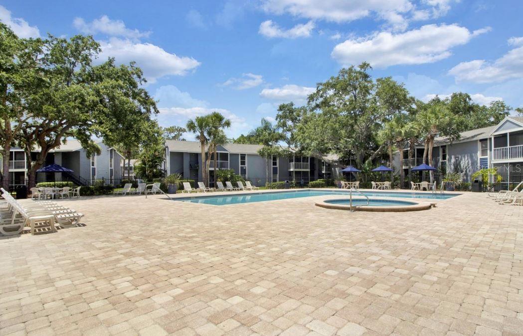 Image 18 of 27 For 3827 Bay Club Cir  204