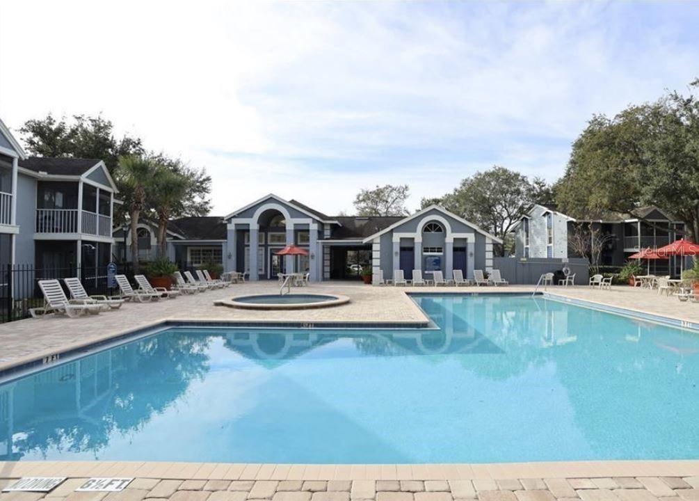 Image 20 of 27 For 3827 Bay Club Cir  204