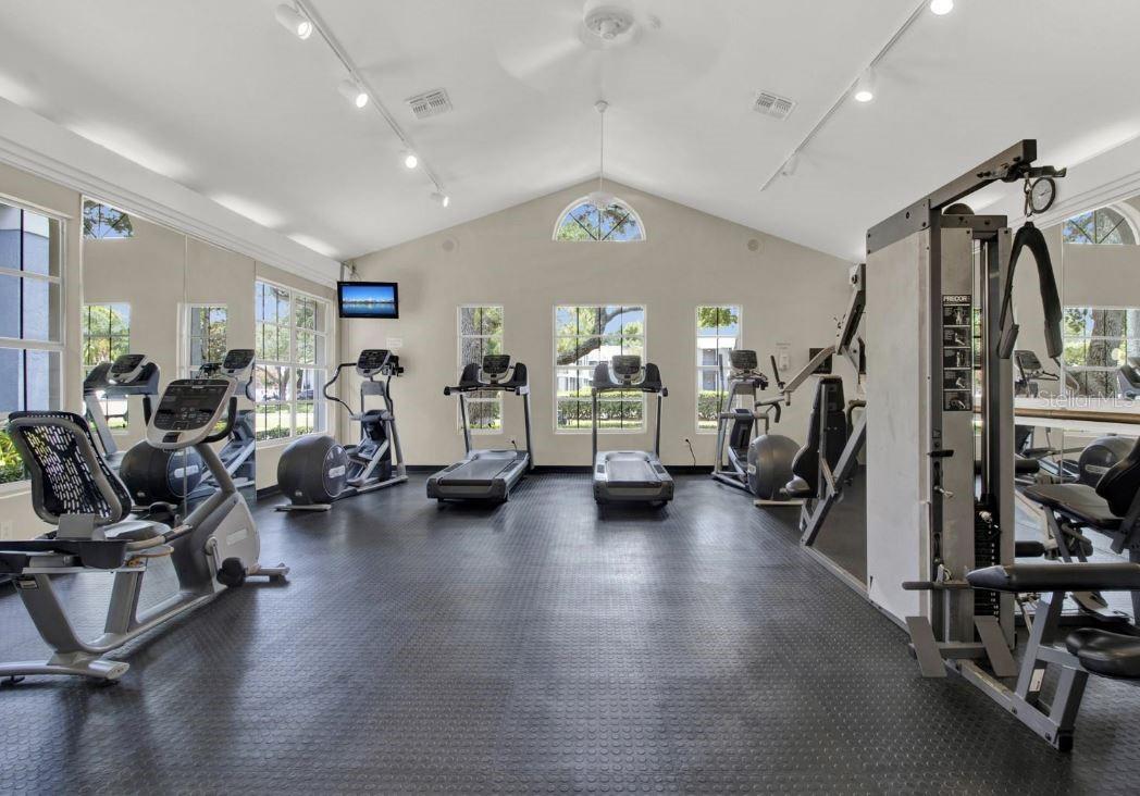 Image 22 of 27 For 3827 Bay Club Cir  204