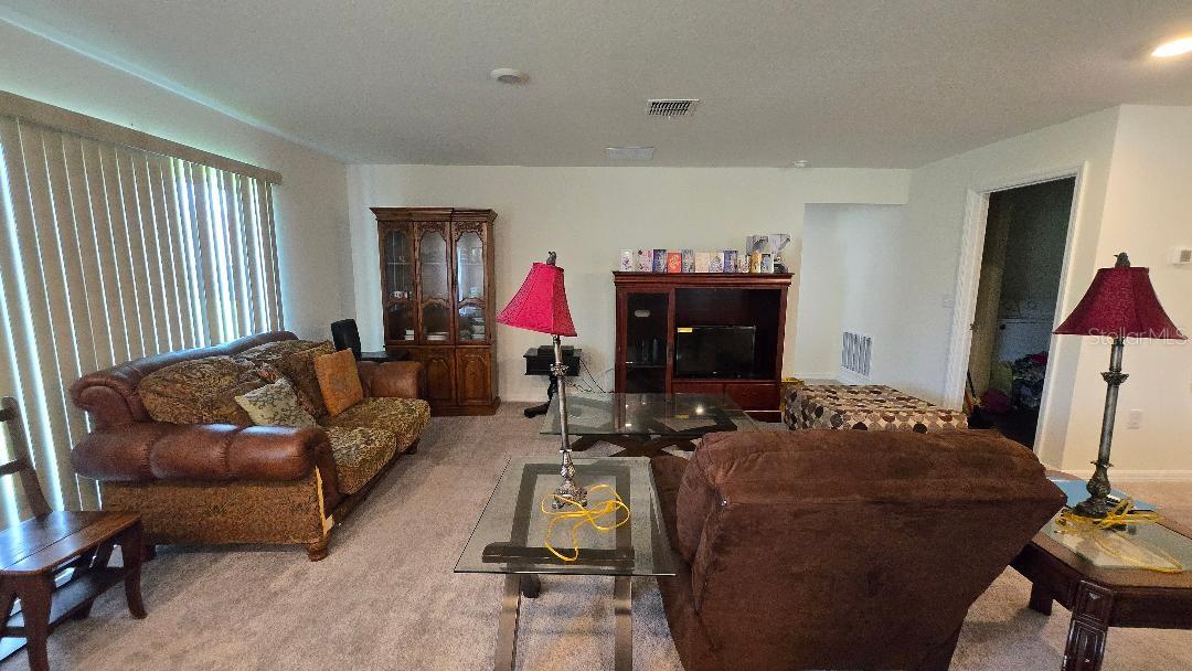 Image 14 of 15 For 519 Hummingbird Court