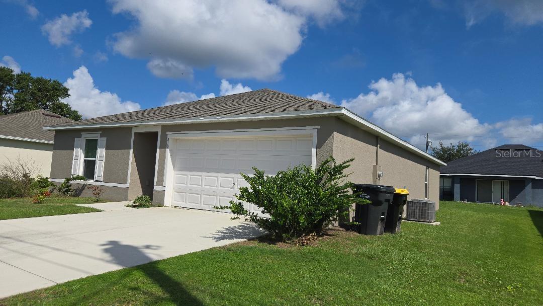 Image 3 of 15 For 519 Hummingbird Court