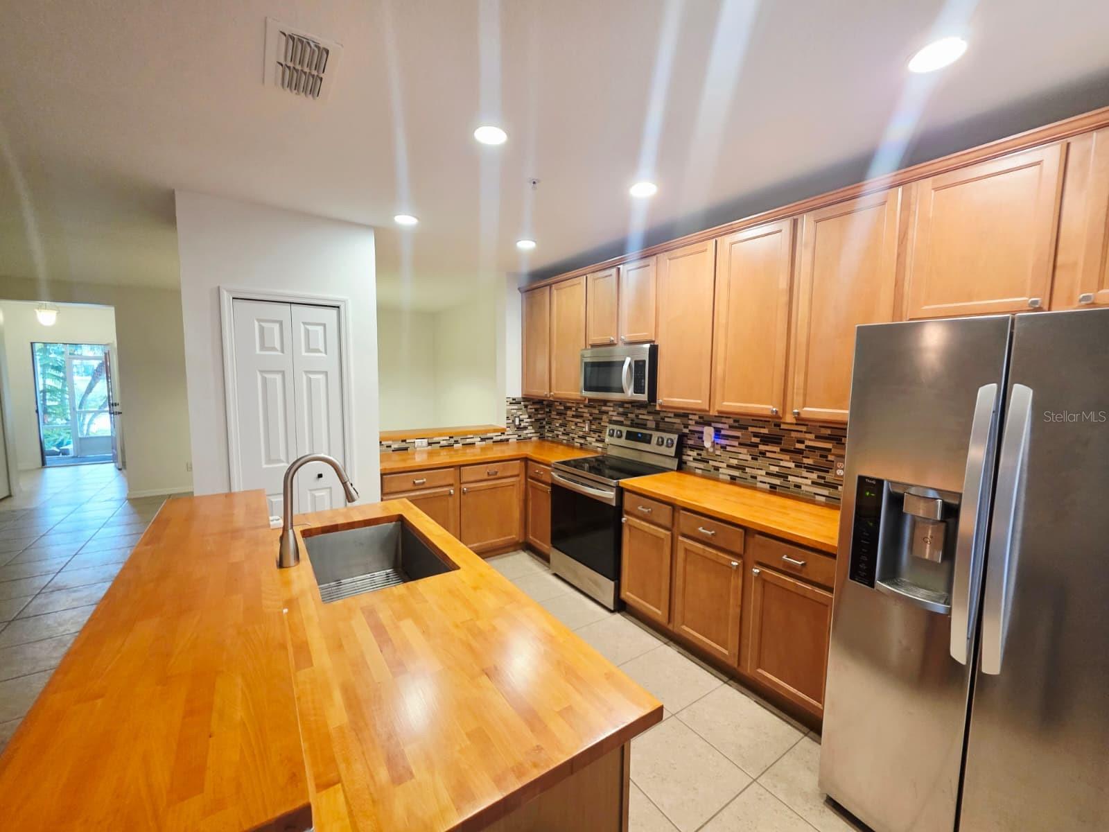 Image 8 of 29 For 9764 Tivoli Villa Drive