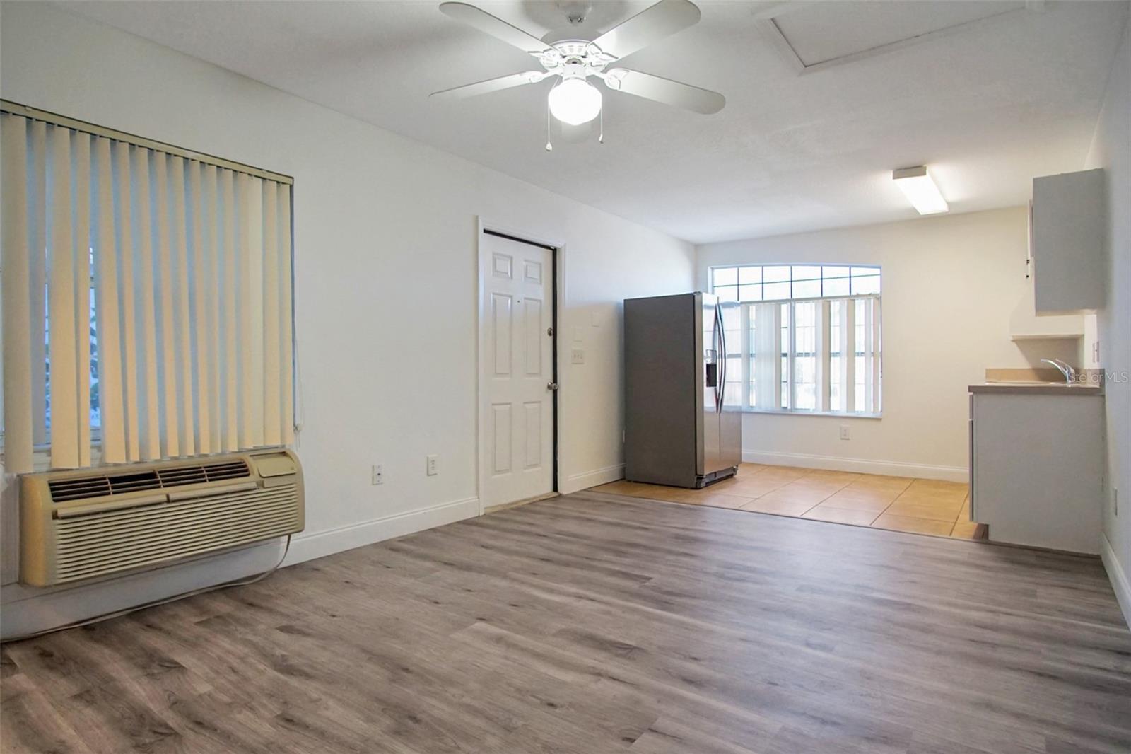 Image 8 of 12 For 526 Caribbean Drive