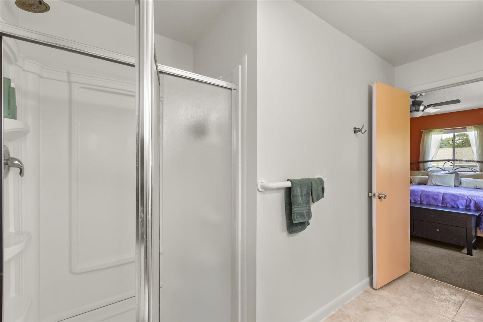 Image 13 of 36 For 627 Riverview Avenue