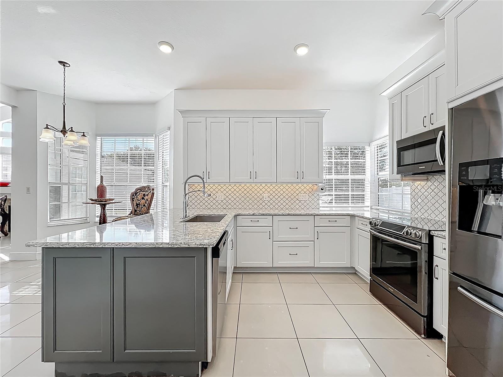 Image 12 of 40 For 119 Killington Way