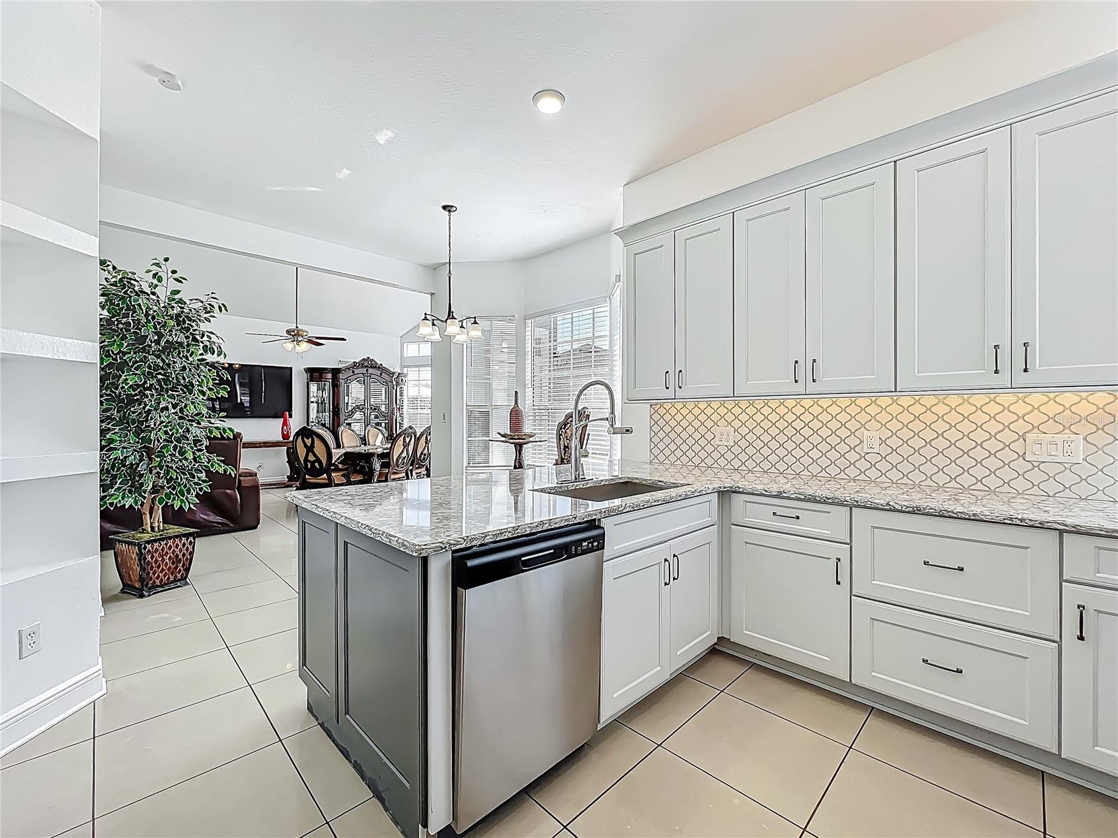 Image 13 of 40 For 119 Killington Way