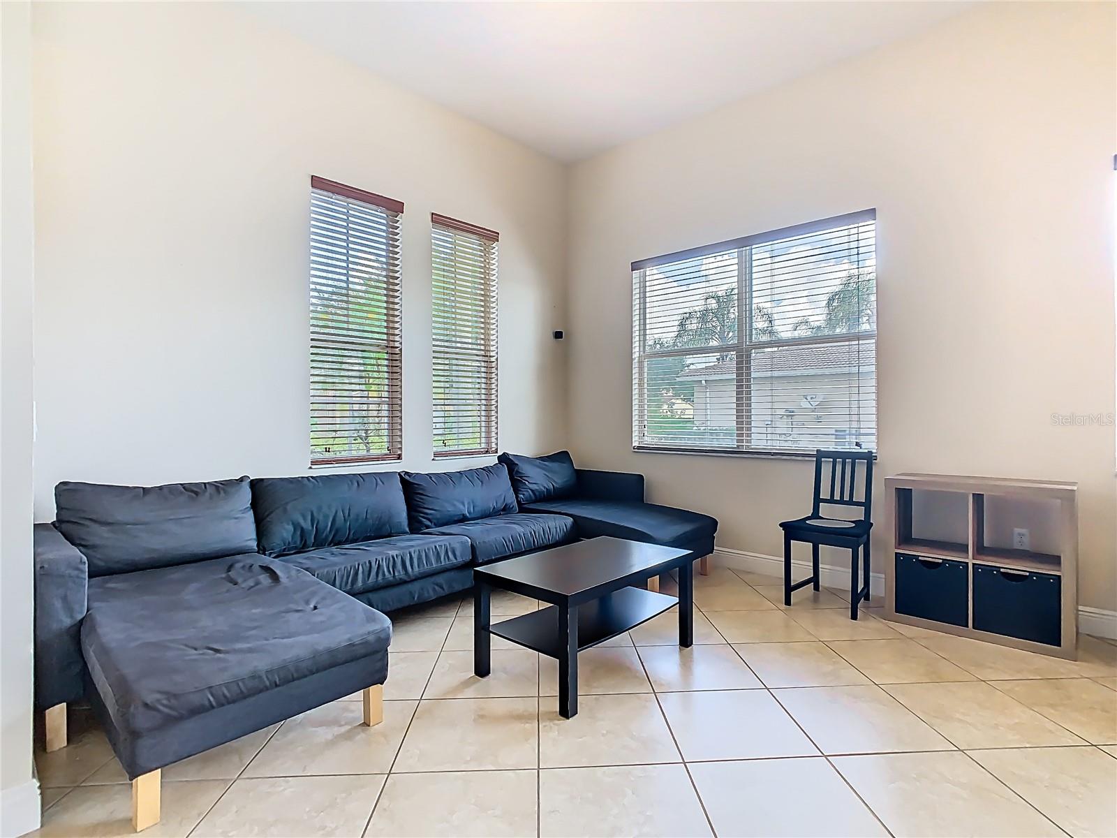 Image 4 of 50 For 3811 Golden Knot Drive