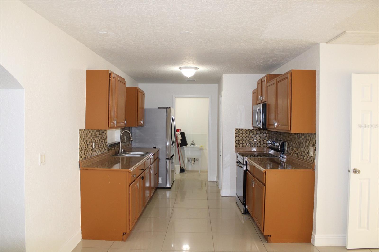 Image 4 of 4 For 116 Hermosillo Drive