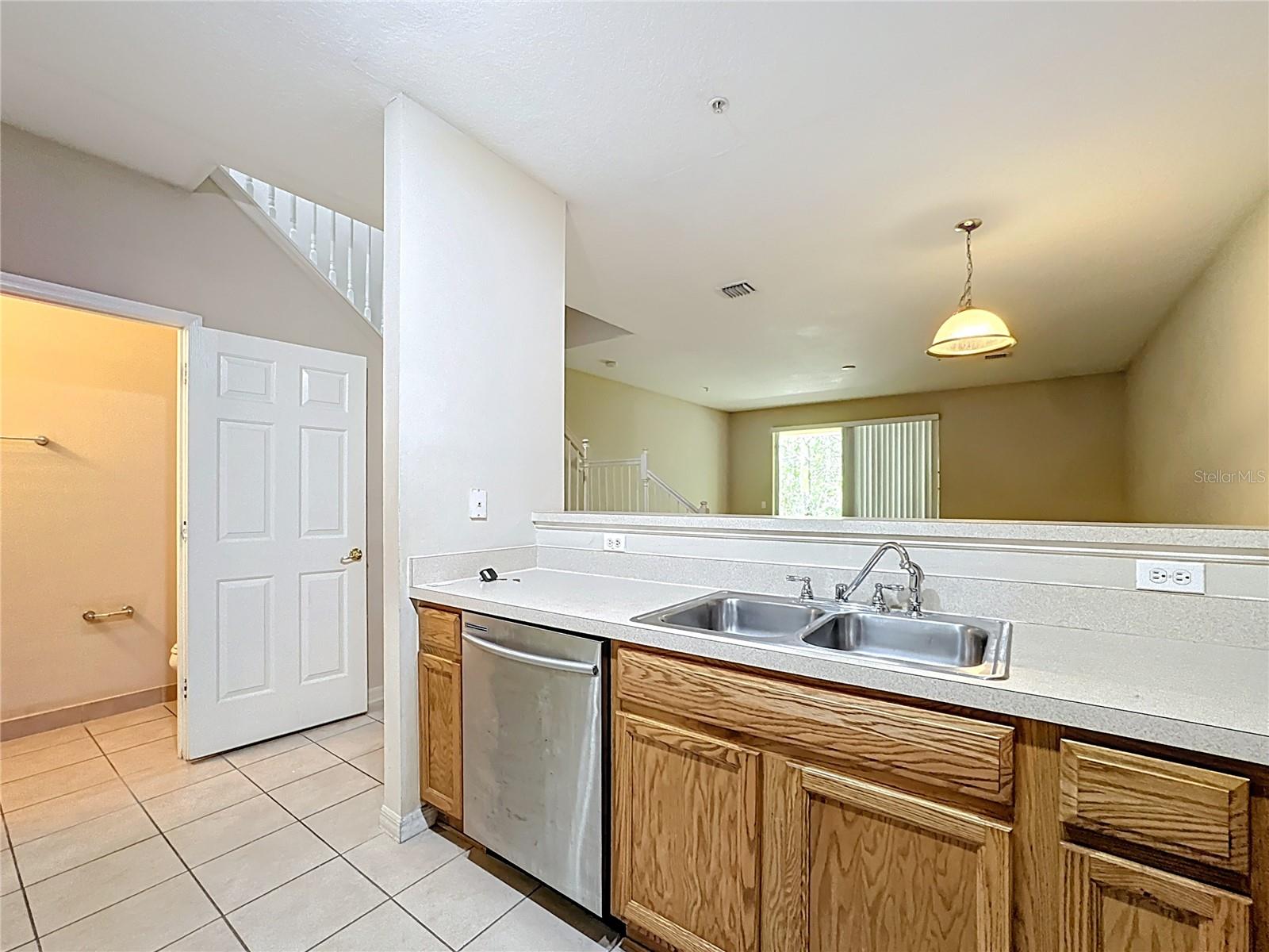Image 10 of 38 For 10727 Regent Square Drive 1805