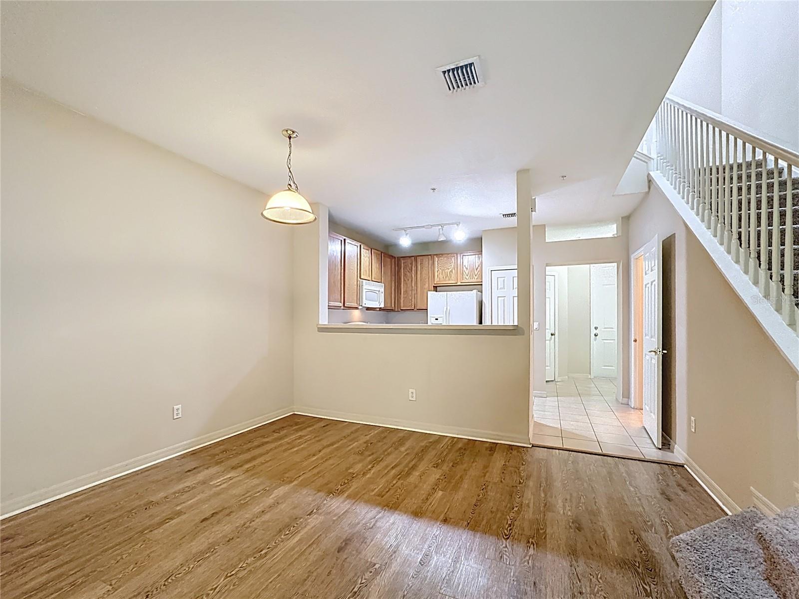 Image 16 of 38 For 10727 Regent Square Drive 1805