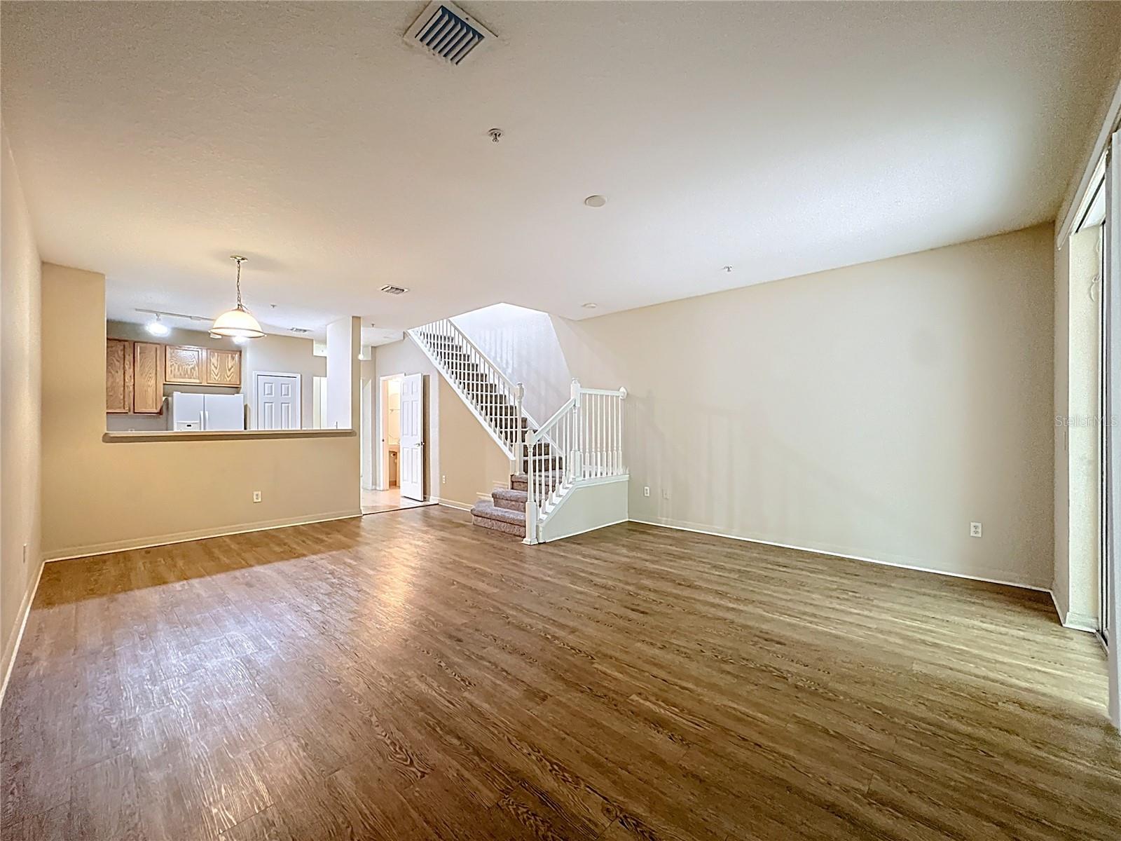Image 20 of 38 For 10727 Regent Square Drive 1805