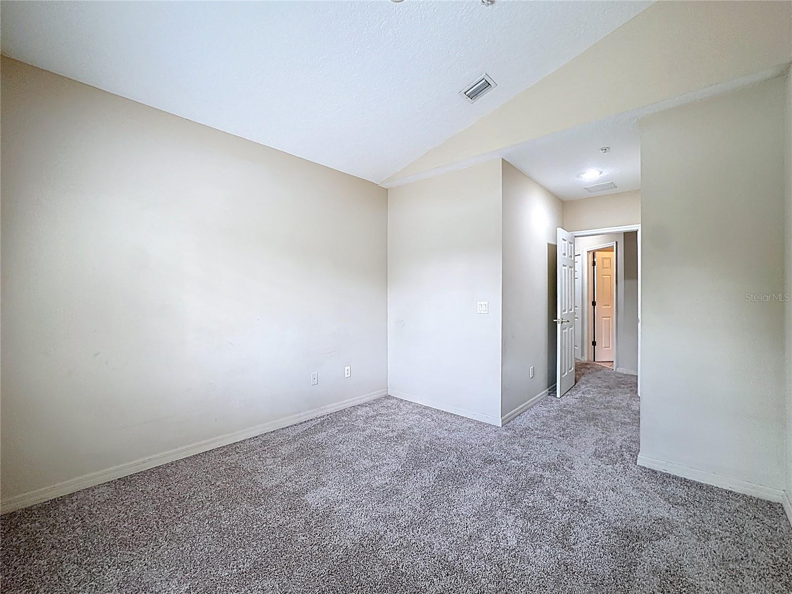 Image 30 of 38 For 10727 Regent Square Drive 1805