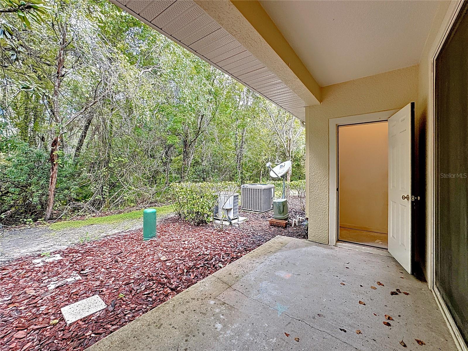 Image 7 of 38 For 10727 Regent Square Drive 1805