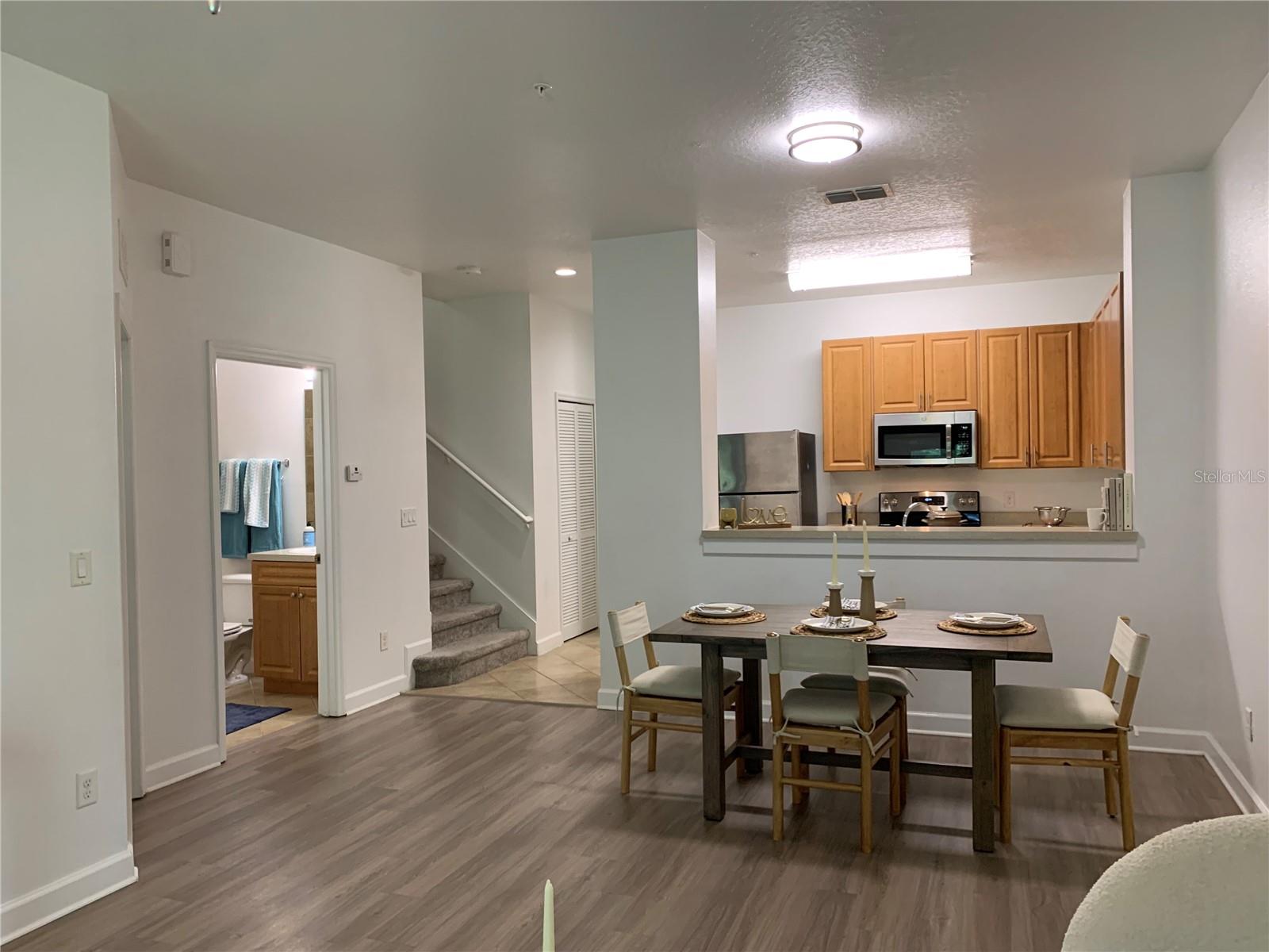 Image 3 of 44 For 4804 Everglades Circle