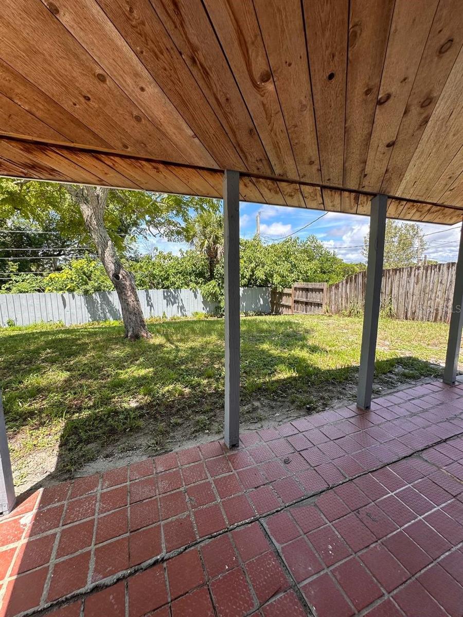 Image 22 of 30 For 930 Alford Street