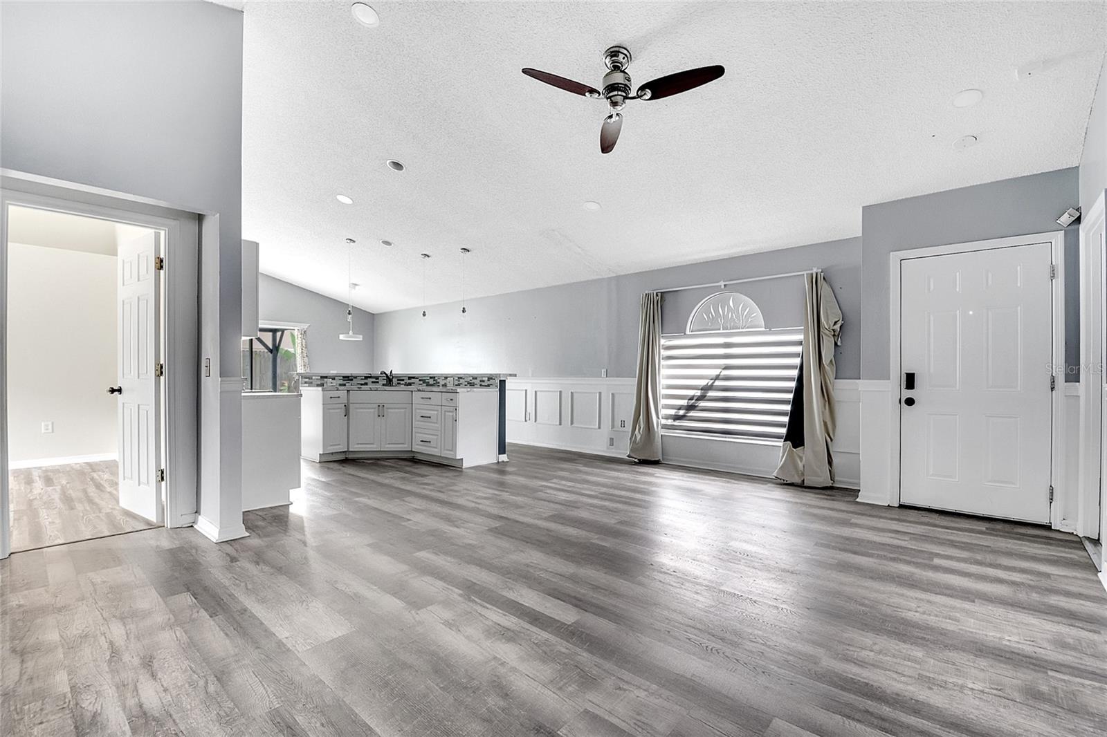 Image 3 of 29 For 7646 Harbor Bend Circle