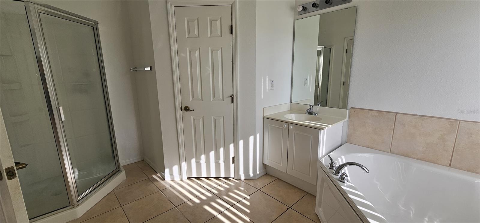 Image 8 of 23 For 2836 Club Cortile Circle