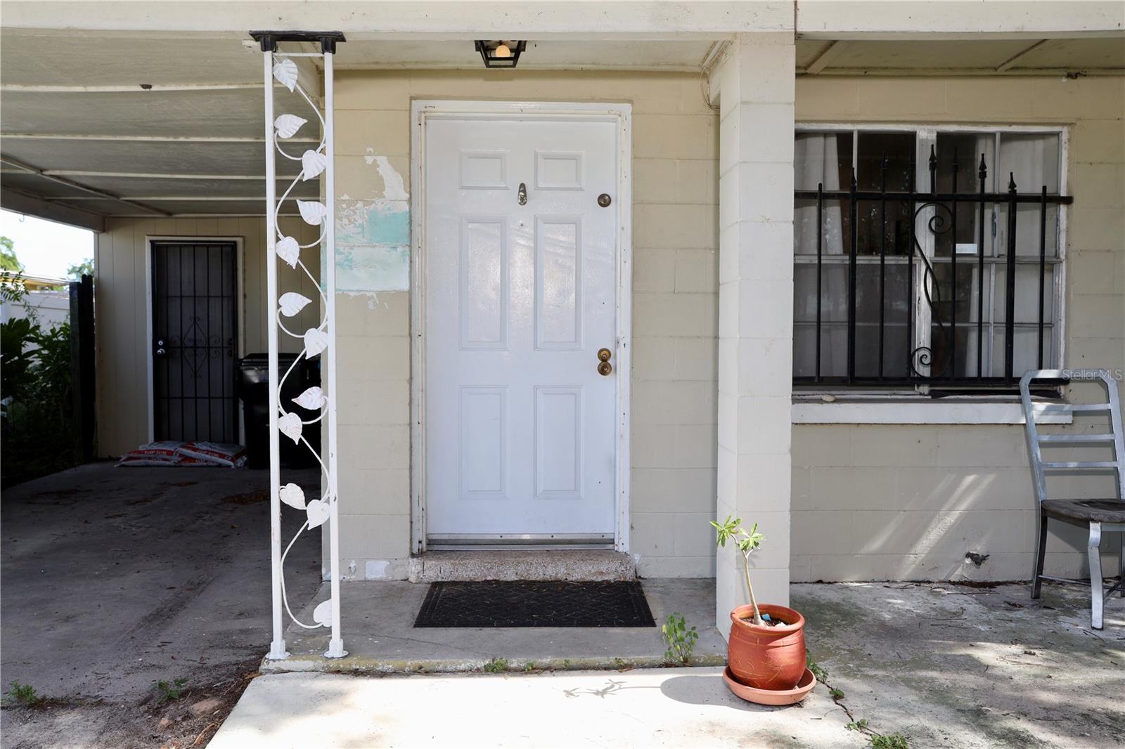 Image 3 of 22 For 641 Harding Street