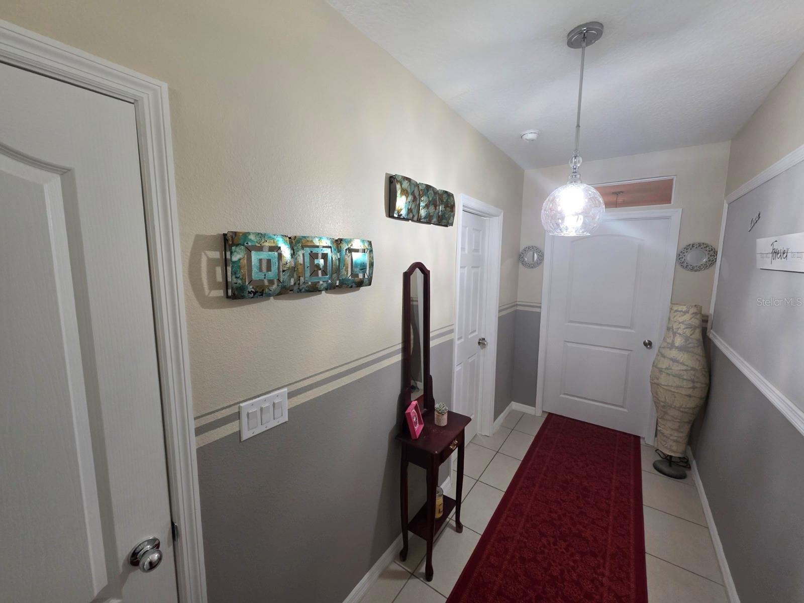 Image 3 of 11 For 981 Chanler Drive