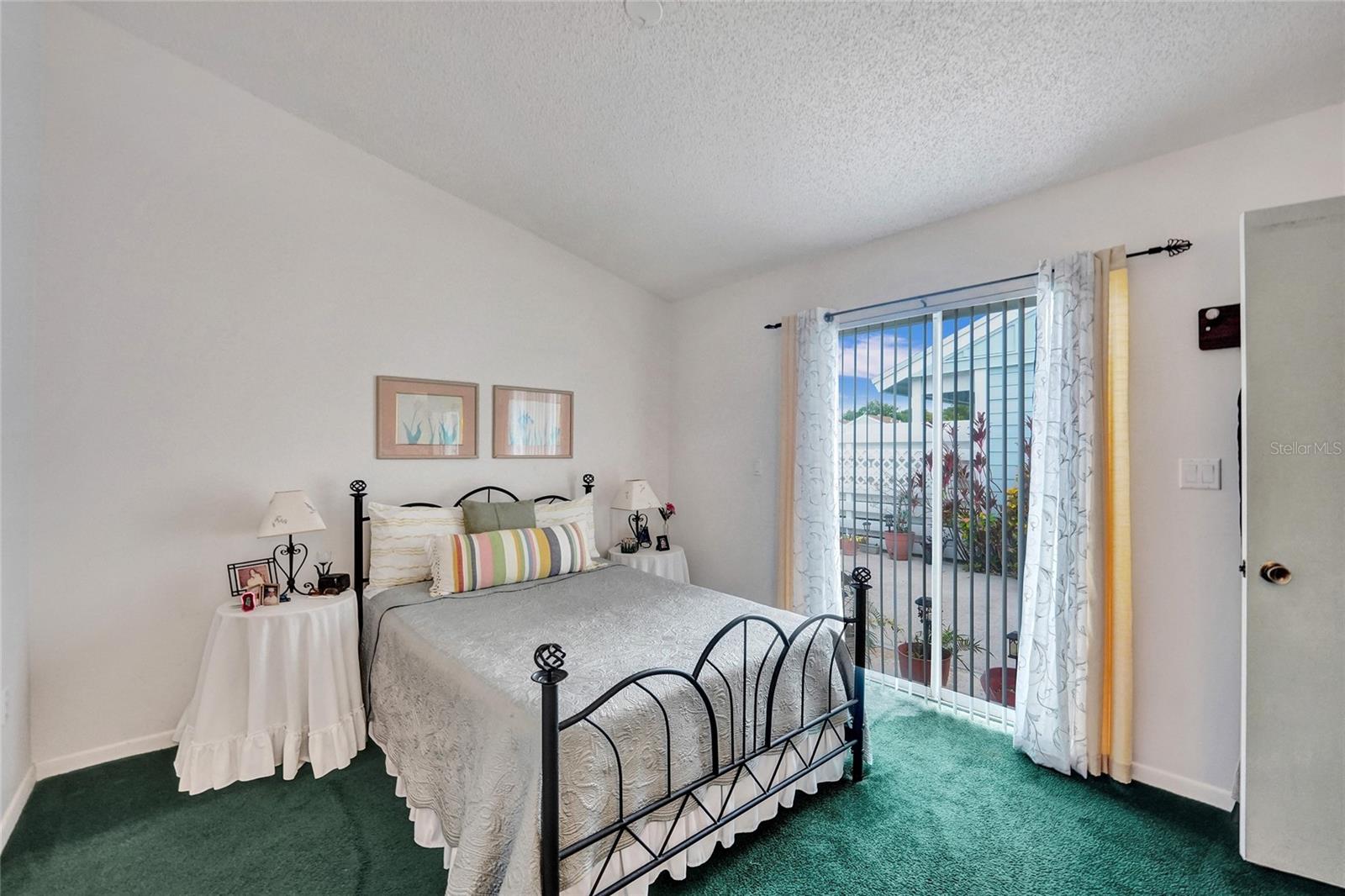 Image 18 of 41 For 13772 147th Circle Lane 3