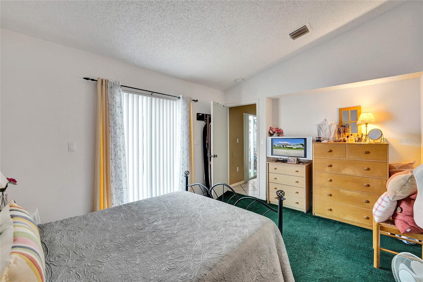 Image 20 of 41 For 13772 147th Circle Lane 3