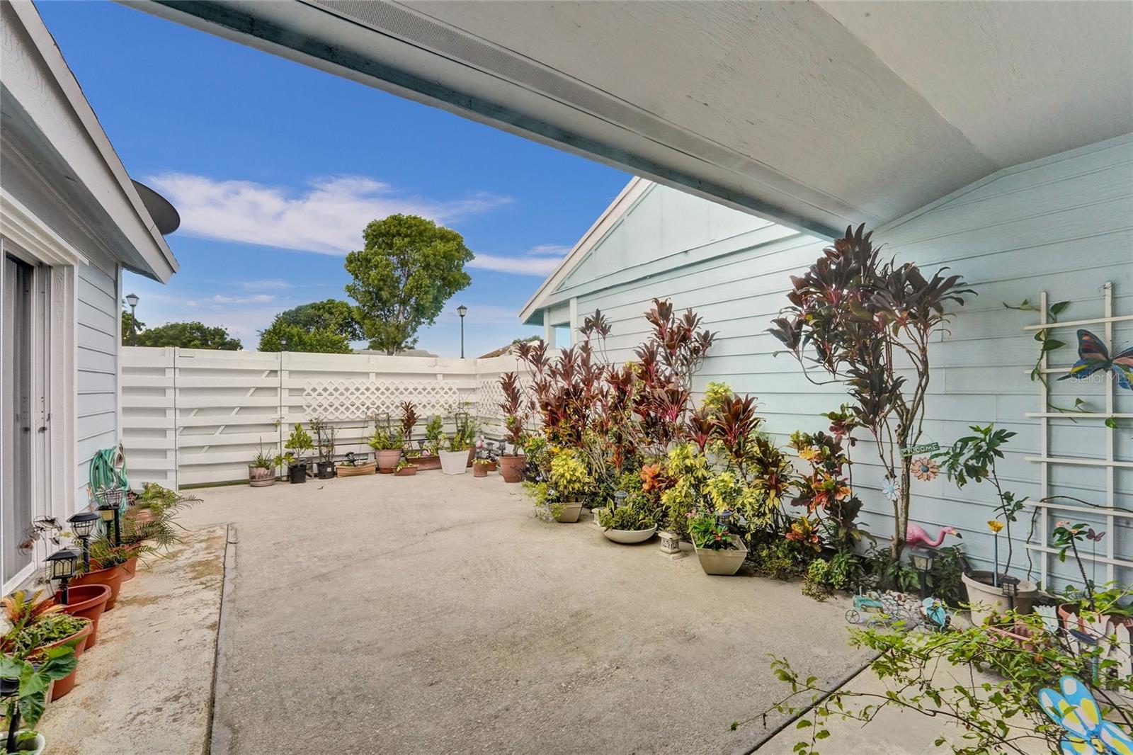 Image 27 of 41 For 13772 147th Circle Lane 3