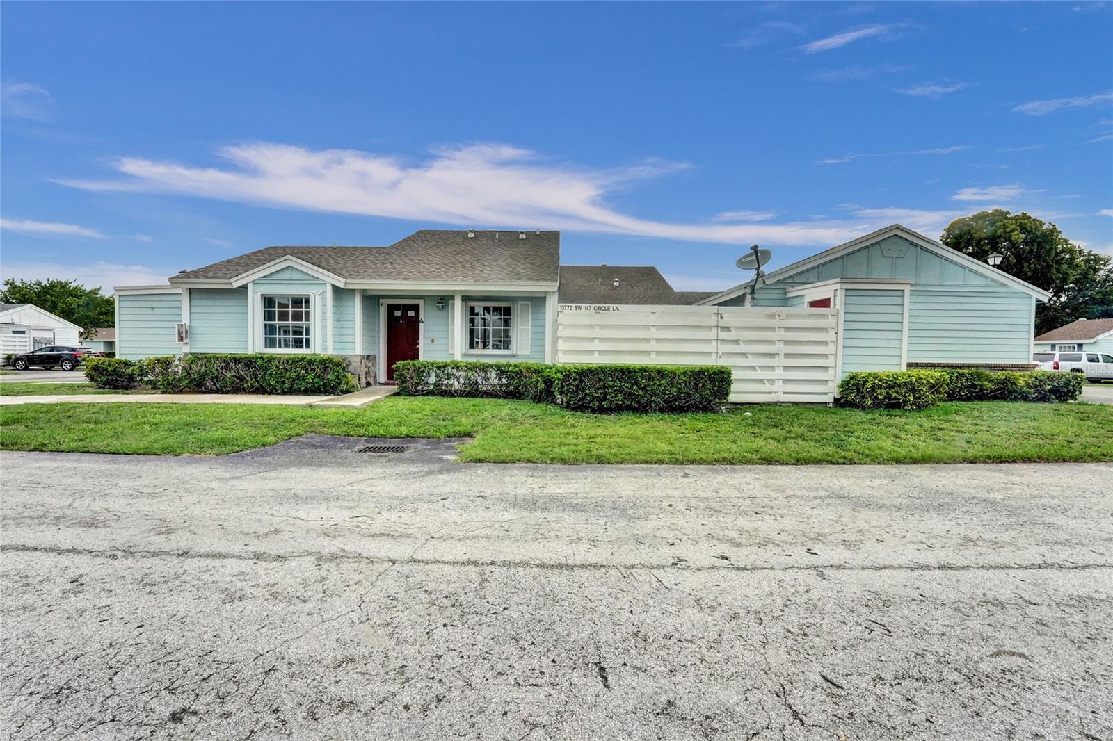 Image 4 of 41 For 13772 147th Circle Lane 3