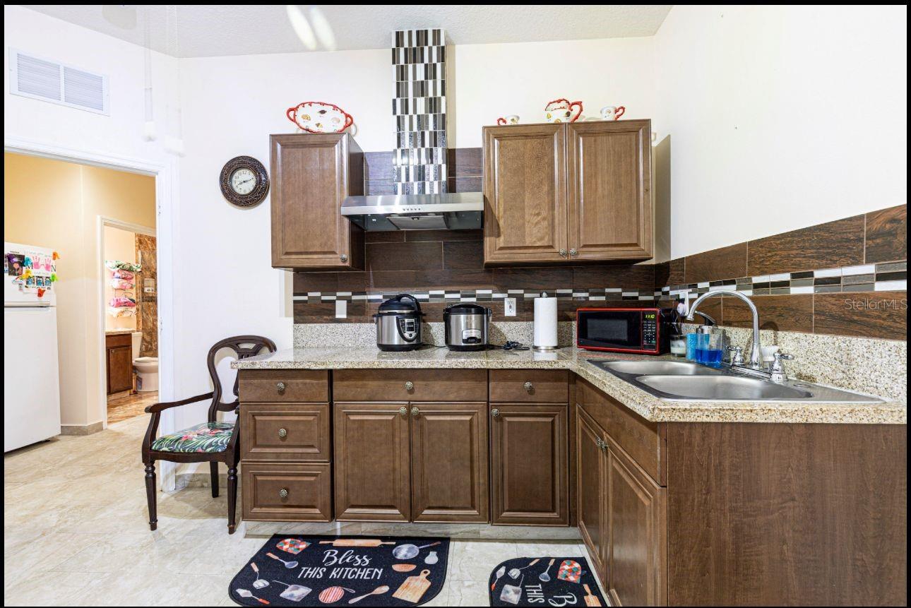 Image 7 of 8 For 3044 Cameron Drive