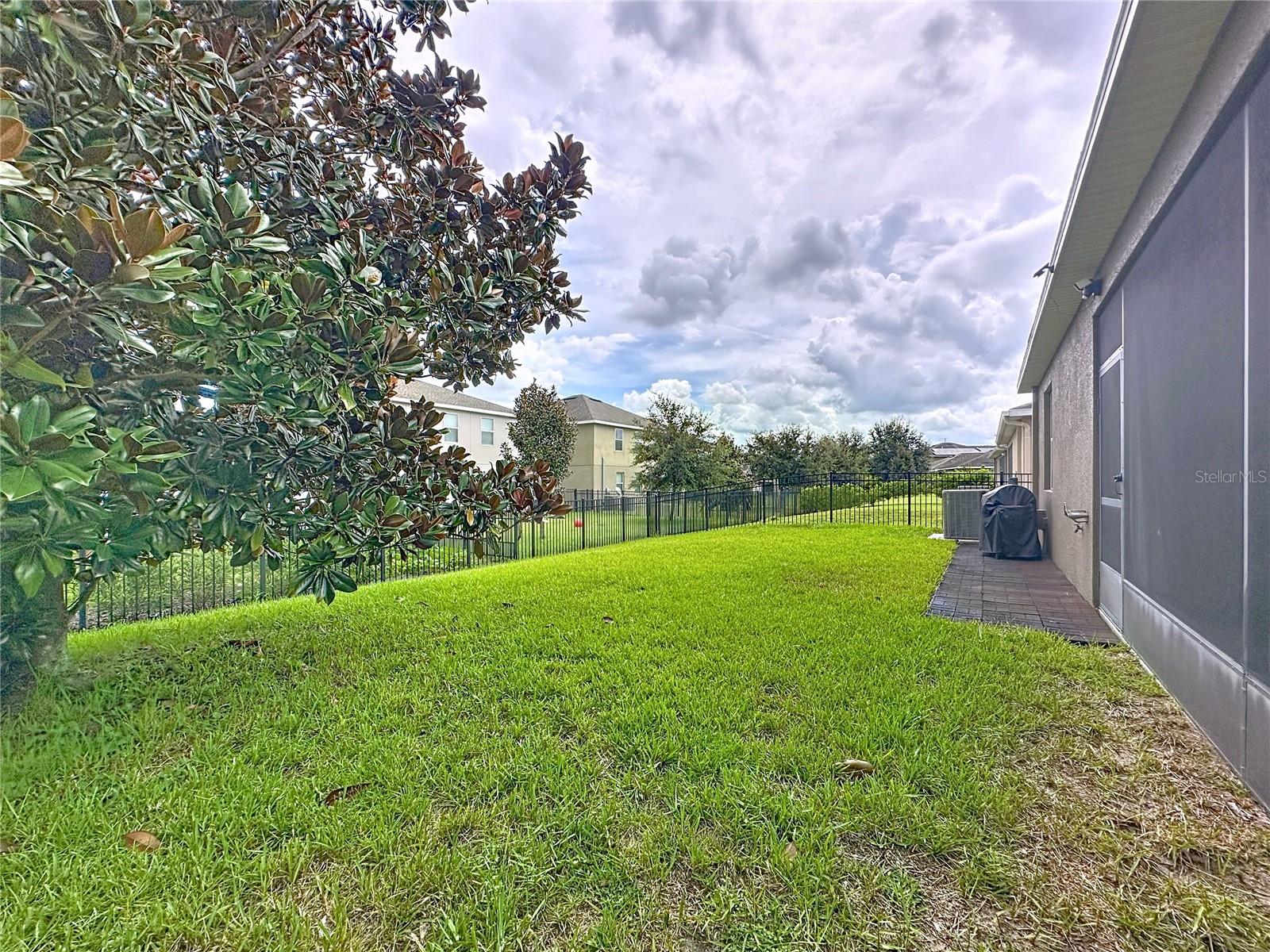 Image 5 of 48 For 5218 Cortland Drive