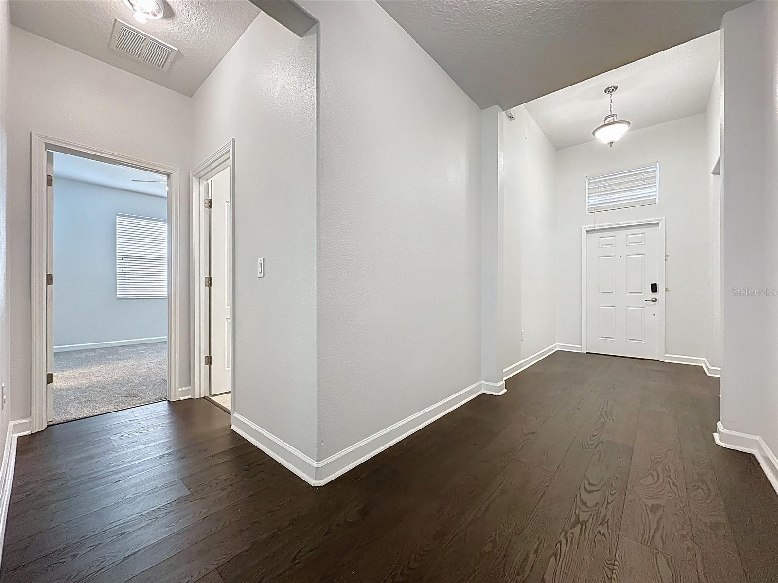 Image 8 of 48 For 5218 Cortland Drive