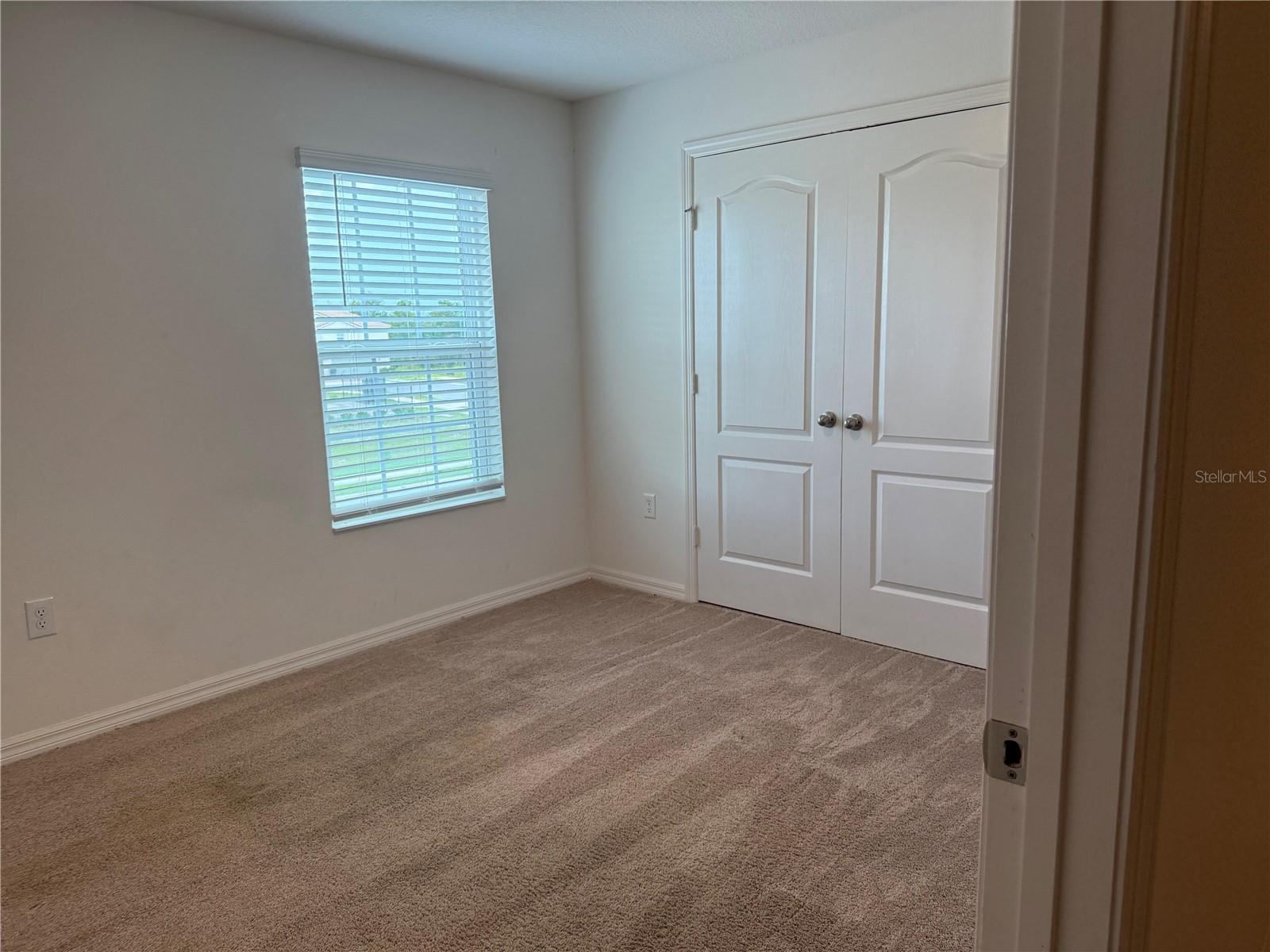 Image 21 of 30 For 683 Bay Leaf Drive