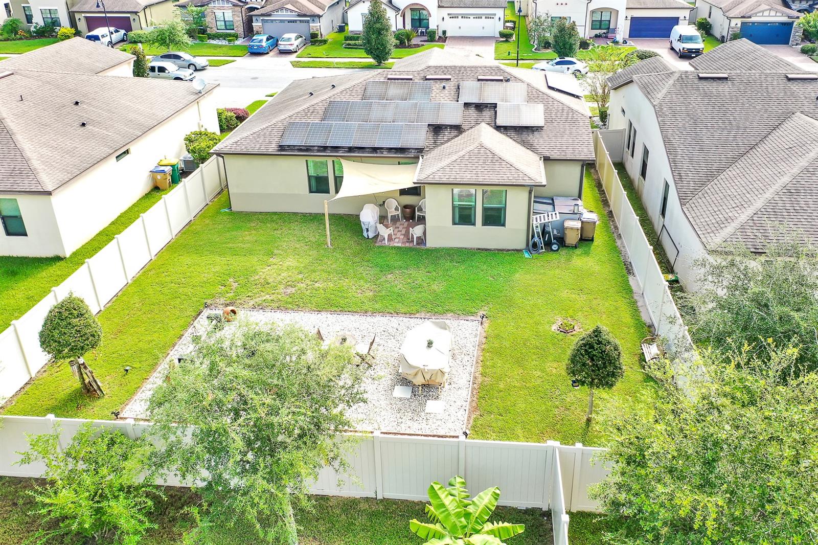 Image 34 of 48 For 930 Vicenza Street