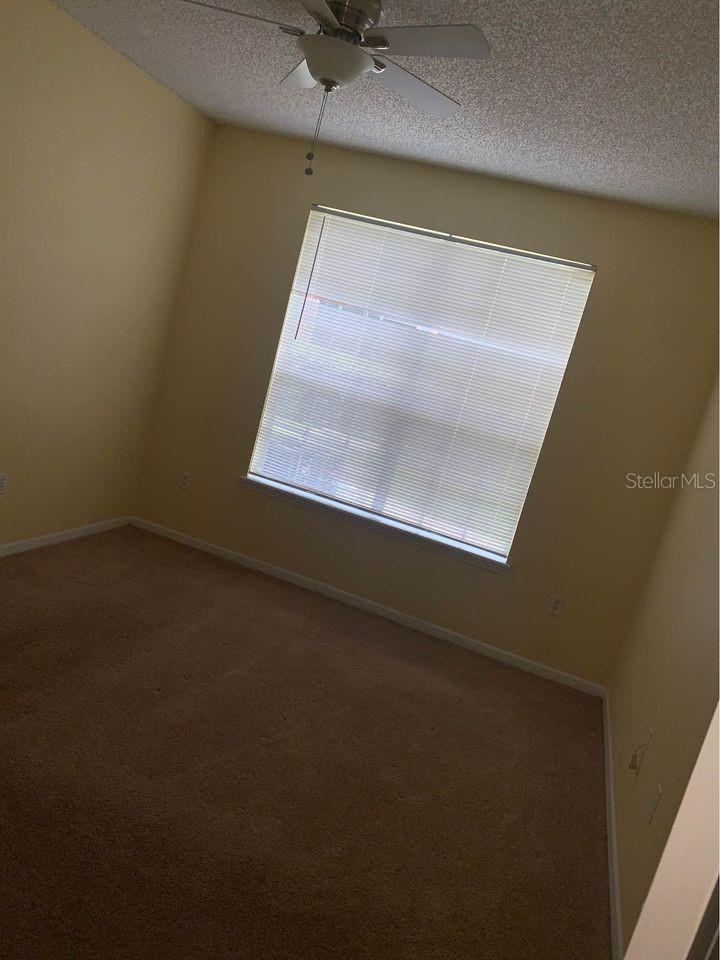 Image 14 of 17 For 13102 Mulberry Park Drive 917