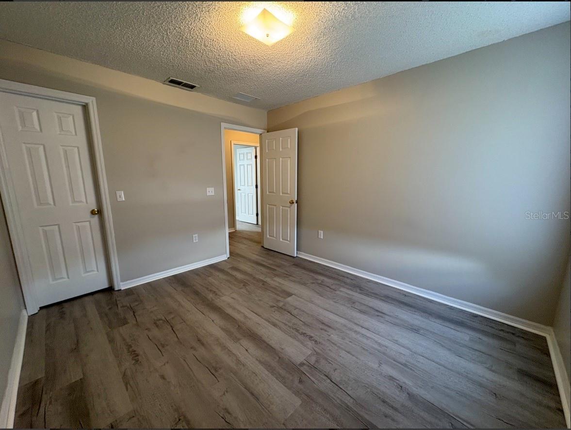 Image 13 of 21 For 762 Platypus Court