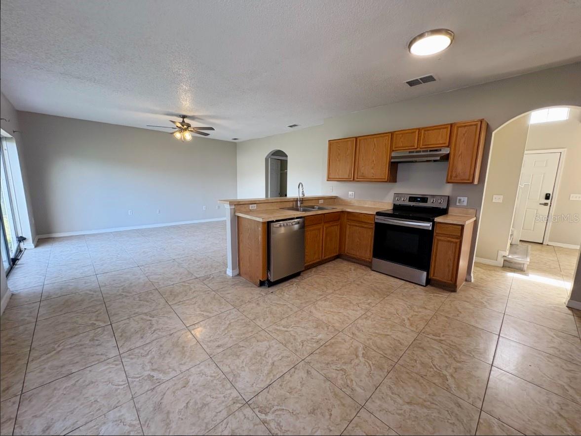 Image 15 of 21 For 762 Platypus Court