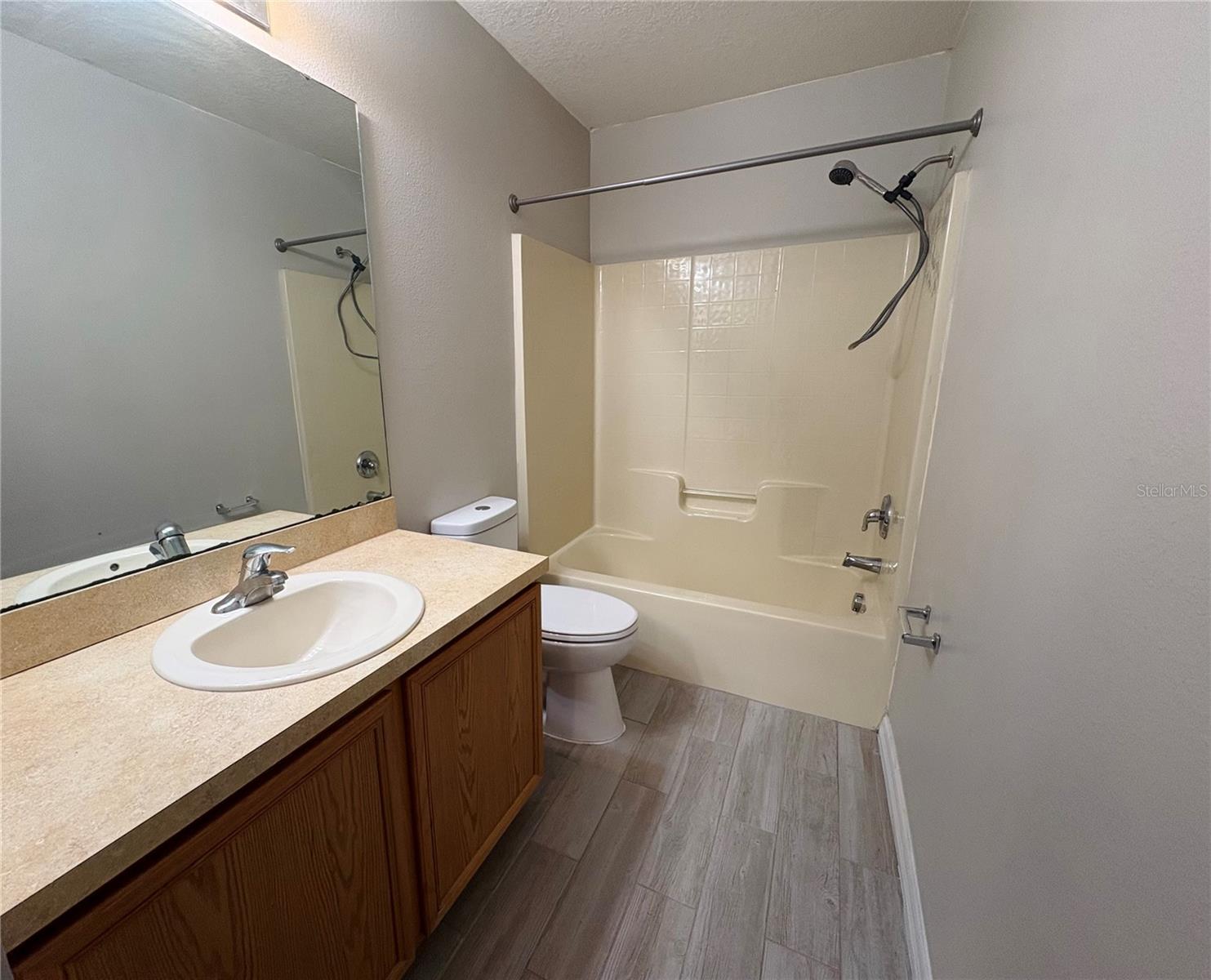 Image 19 of 21 For 762 Platypus Court