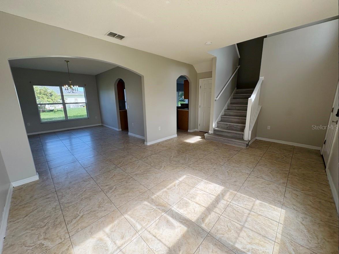 Image 3 of 21 For 762 Platypus Court