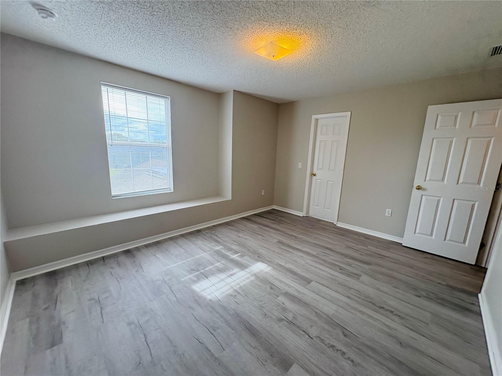 Image 7 of 21 For 762 Platypus Court