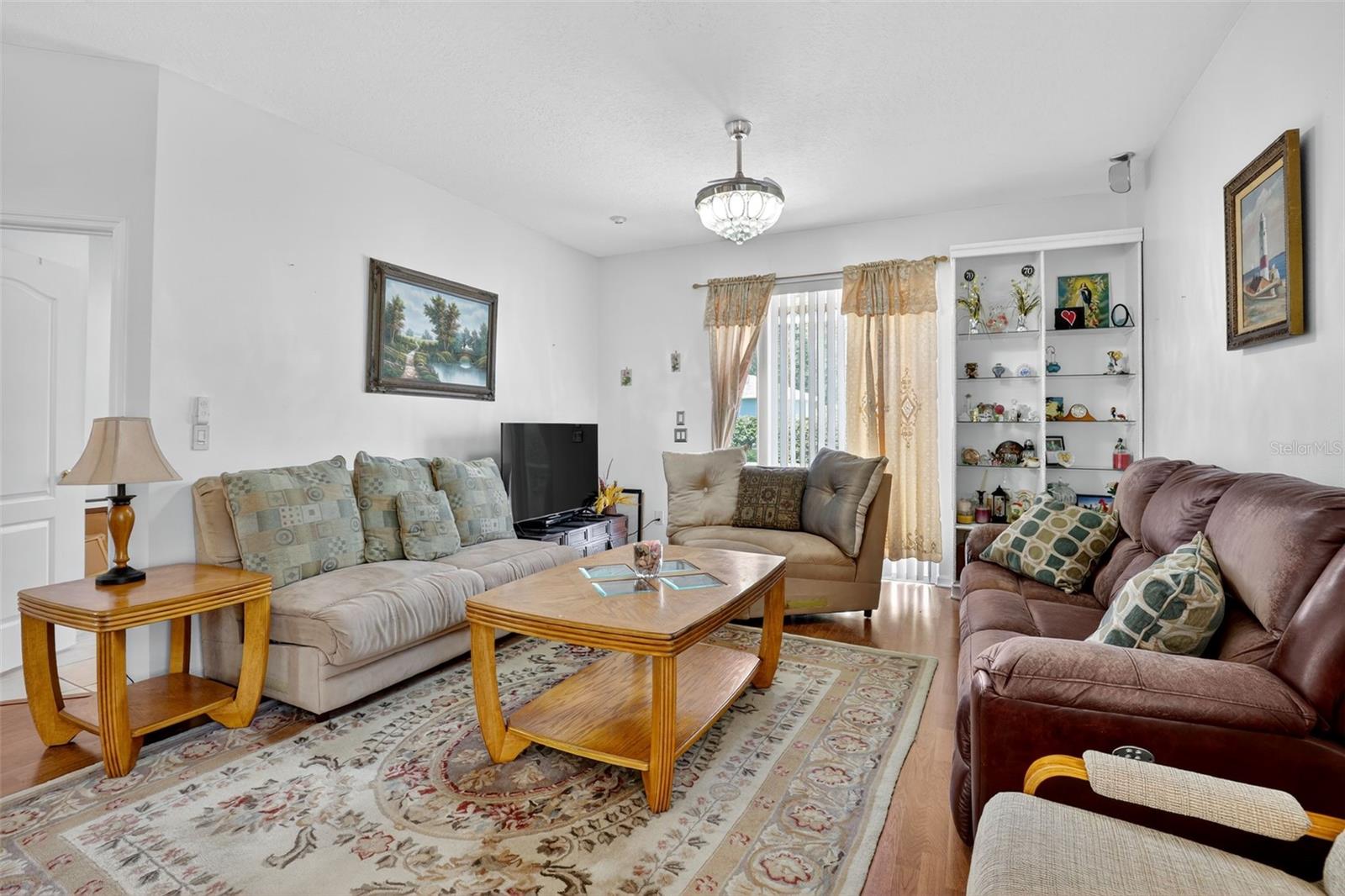 Image 14 of 46 For 4003 Hammersmith Drive