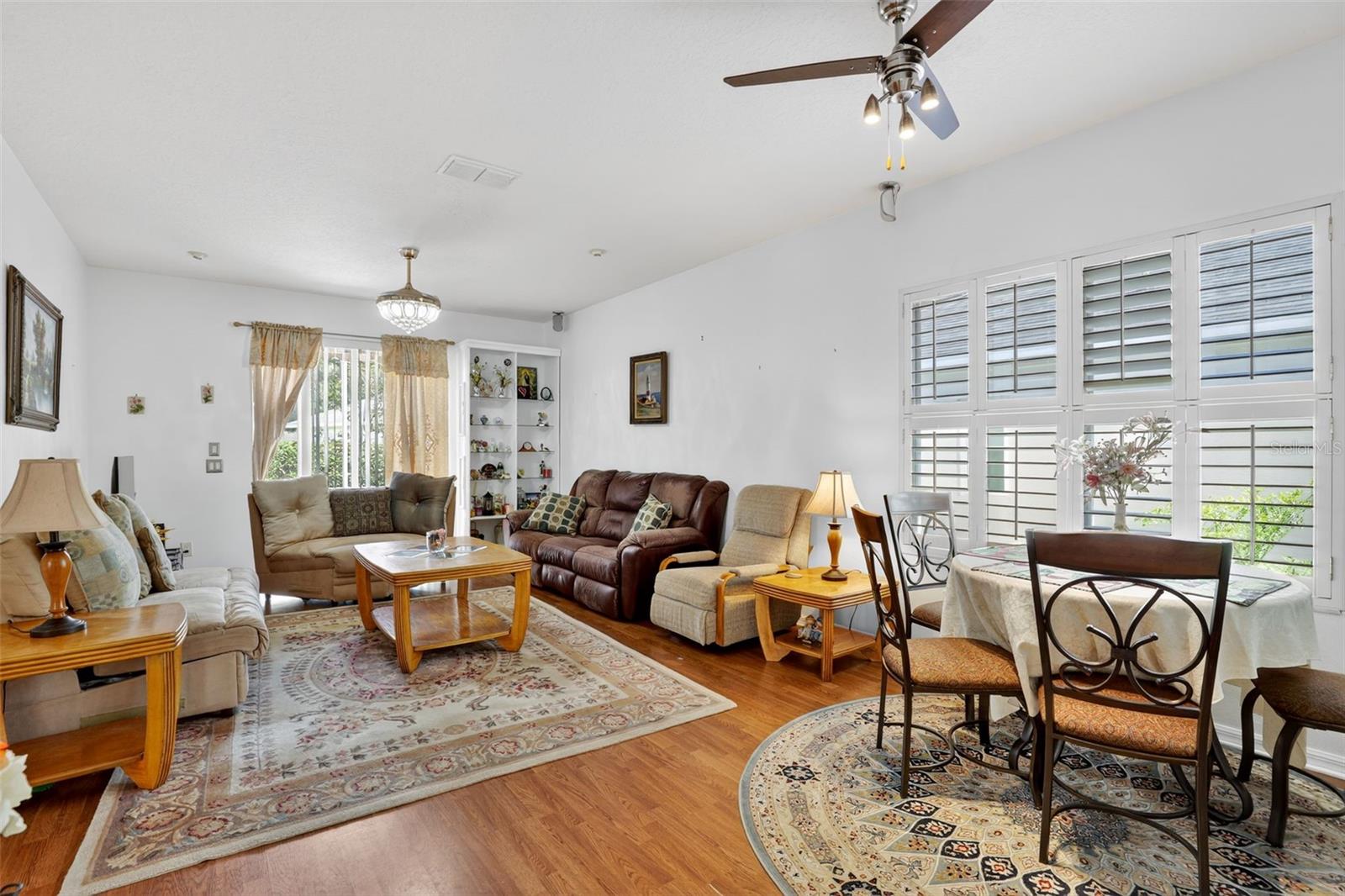 Image 15 of 46 For 4003 Hammersmith Drive