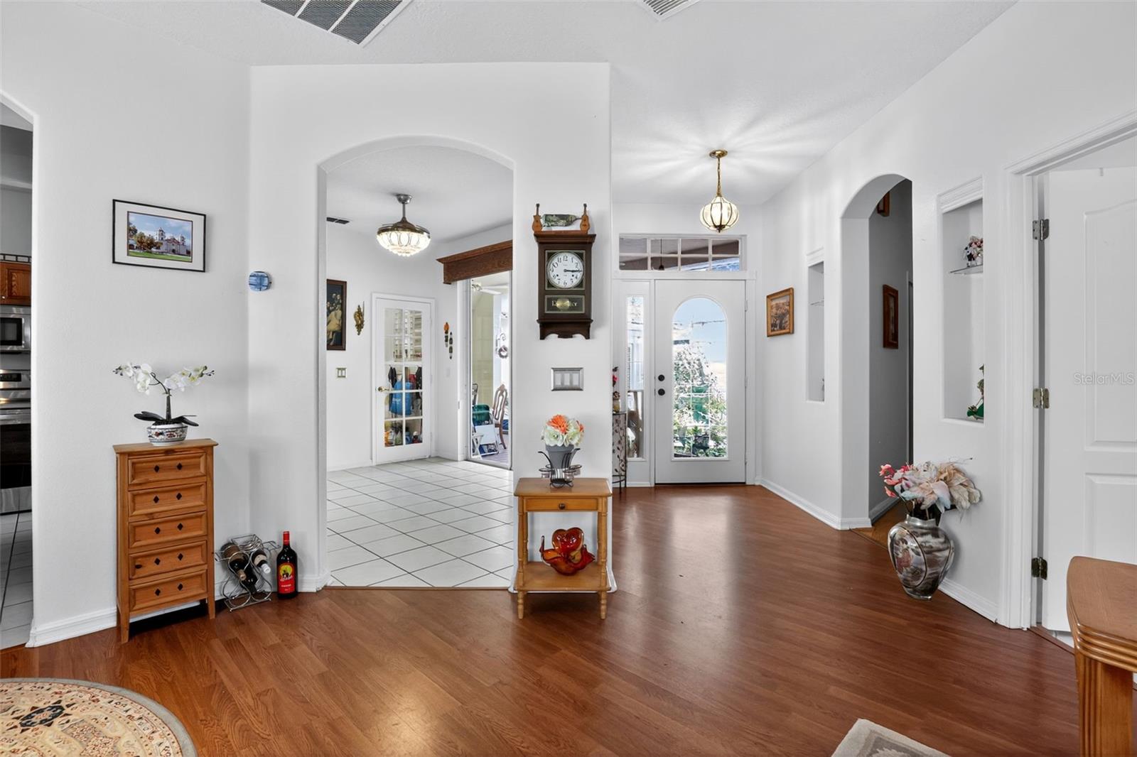 Image 18 of 46 For 4003 Hammersmith Drive