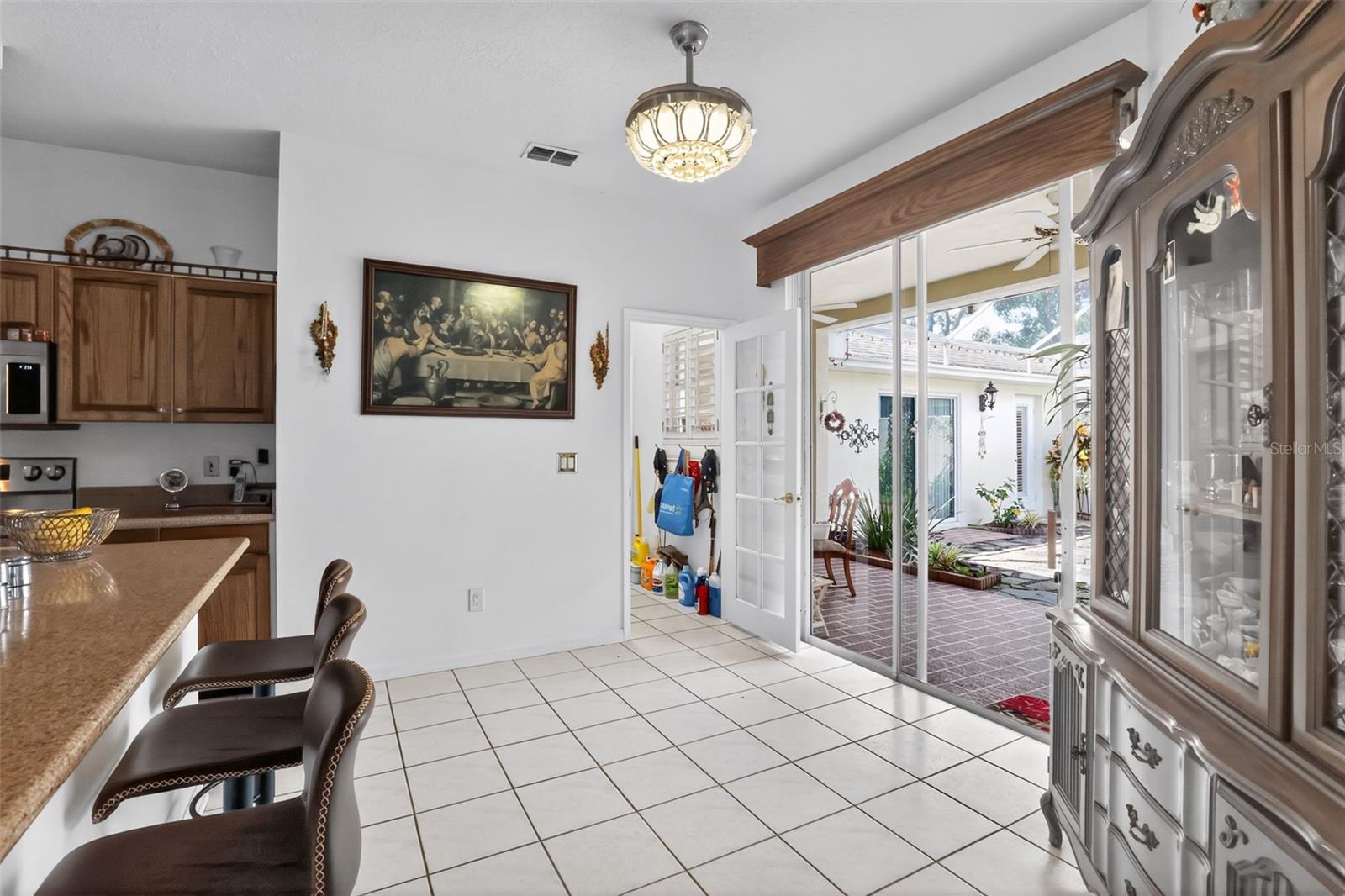 Image 22 of 46 For 4003 Hammersmith Drive