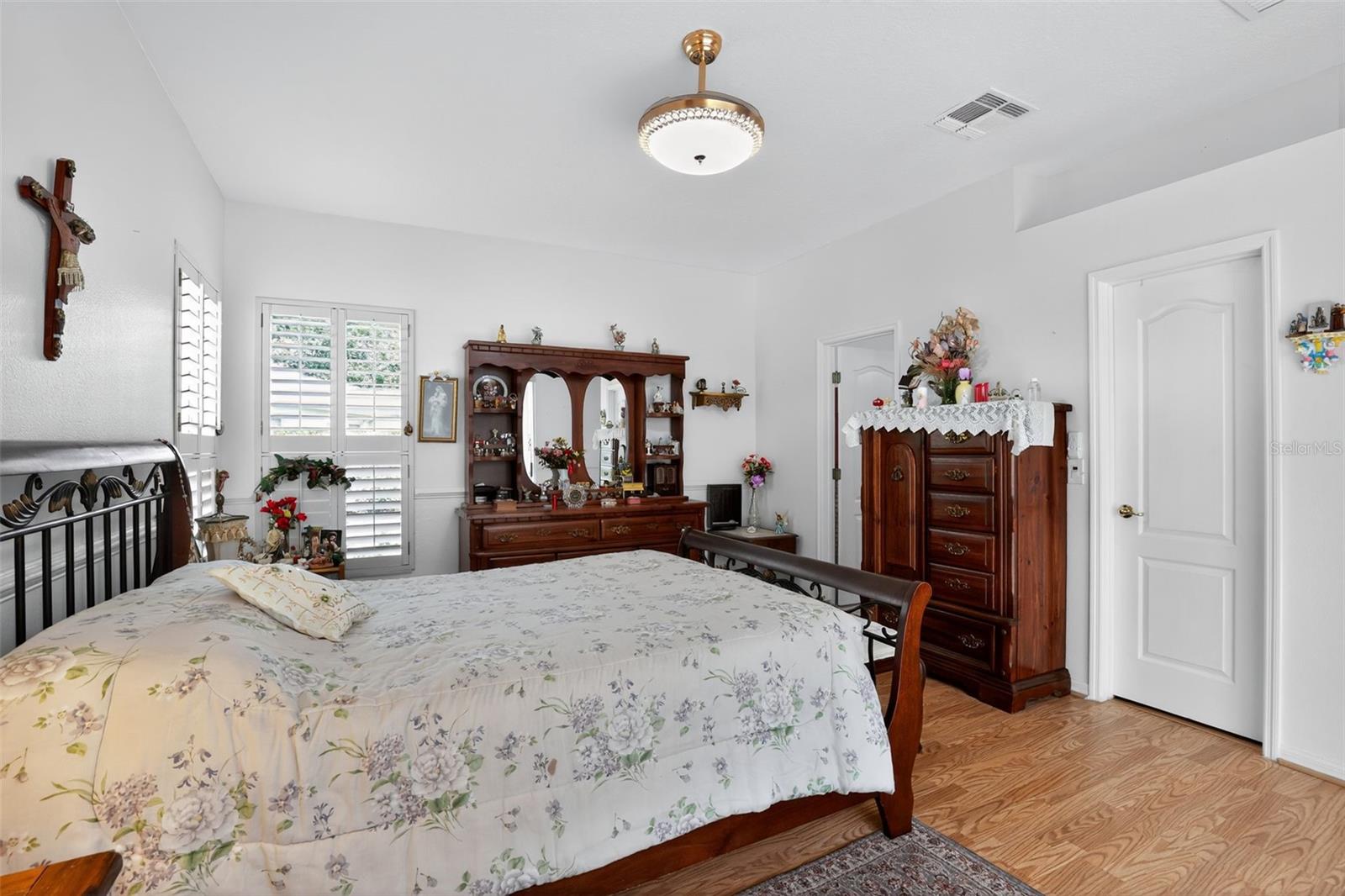 Image 24 of 46 For 4003 Hammersmith Drive